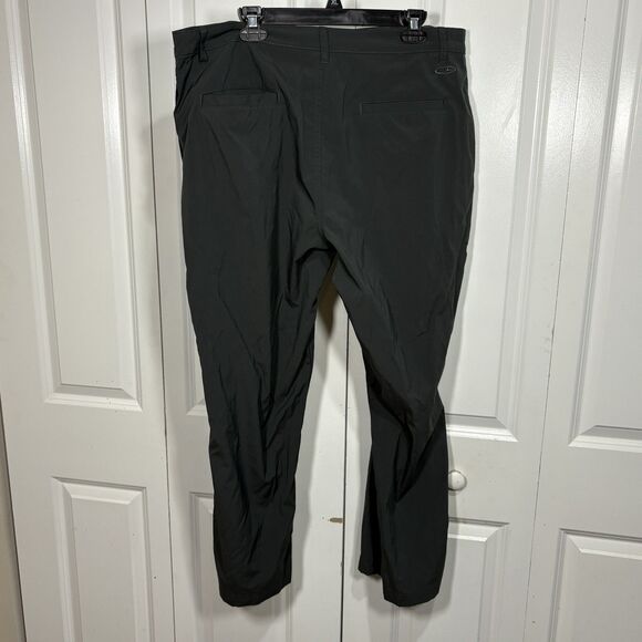 Champion Golf Pants Men’s 40x30 Black Performance Athletic Comfort Fit Atheisure - Picture 2 of 7